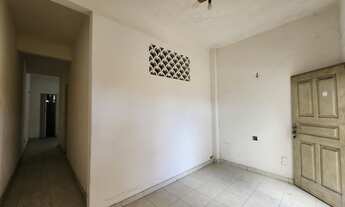 Imagem 3: Seu Refúgio no Monte Castelo Espera por Você! ????✨