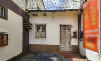 Imagem 2: Seu Refúgio no Monte Castelo Espera por Você! ????✨