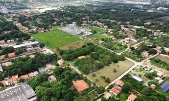 Imagem 3: Área de 30 mil m² com variedade de árvores frutíferas e fácil acesso na Vila Pirâmide