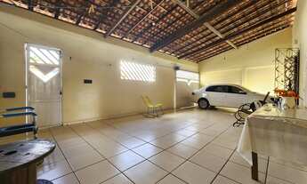 Imagem 3: Oportunidade Imperdível: Casa Comercial na Av. Quatorze, Maiobão - Ideal para o Seu Negóci