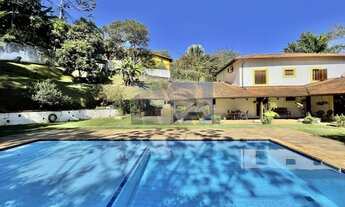 Imagem: Casa rústica em condomínio Embu das Artes