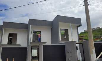 Imagem: Casa Duplex geminada no bairro Recanto da