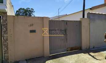 Imagem: Casa Padrão, 2 dormitórios, 1 banheiros