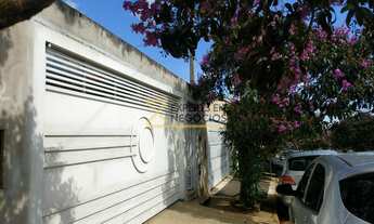 Imagem: Casa à venda no bairro Jardim Araucária