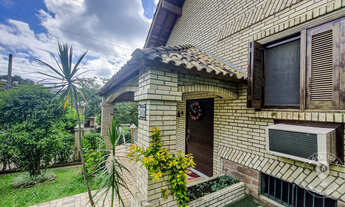 Imagem 5: Cantegril - Casa no condomínio Cantegril - Amplo terreno - Casa imponente