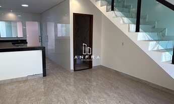 Imagem 2: Casa duplex com 3 Qts e 2 vagas em Sarzedo