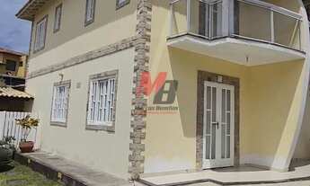 Imagem: Casa Duplex em Condomínio com piscina Peró