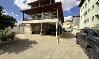 Imagem 1: Vendo Excelente Casa de 3 quartos sendo 1 suíte, 10 vagas garagem, lote 420 metros, Jardim