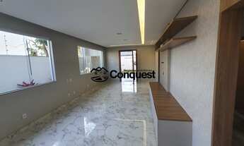 Imagem 2: Vendo Linda Casa Linear de 4 Quartos sendo 2 suítes, 04 vagas de garagem, Bairro Lundcéia