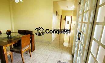 Imagem: 02 Casas com entrada individual, 4 Vagas