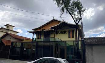 Imagem: Vendo- Lindíssima Casa 360m², 6 Quartos