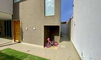 Imagem 4: Seu lar no Jardim TV Morena: Sobrado com Acabamento Impecável