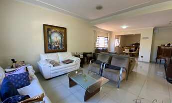 Imagem 4: Sobrado imponente na Rua Rio Grande do Sul, Bairro Cruzeiro - Seu novo lar te espera!