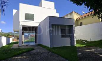 Imagem: Casa Duplex, com 3 quartos e 121m², à