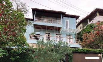 Imagem: Casa Duplex de 4 quartos, com 320m², à