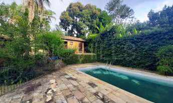 Imagem 2: Terreno de 1.720m² à venda em Pendotiba, Niterói/RJ