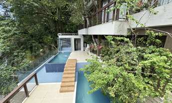 Imagem 3: Casa À Beira DÁgua de 5 quartos, com 800m², à venda em São Francisco, Niterói/RJ