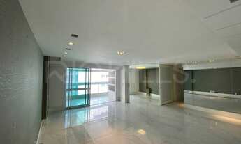 Imagem 2: Apartamento de 4 quartos, com 158m², à venda na Praia de Icaraí, Niterói/RJ