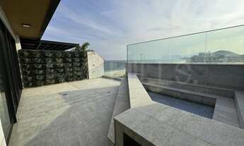 Imagem 1: Apartamento Cobertura Duplex de 3 quartos, com 300m², à venda na Praia de Piratininga, Nit