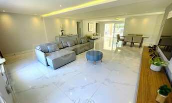 Imagem 5: Casa Duplex de Alto Padrão com 5 quartos e 274m², à venda em Camboinhas, Niterói/RJ