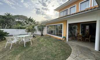 Imagem 2: Casa Duplex com 6 quartos e 450m², à venda na Praia de Itacoatiara, Niterói/RJ