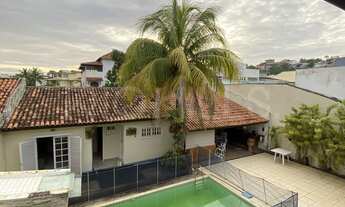 Imagem: Casa Duplex de 4 quartos, com 466m², à