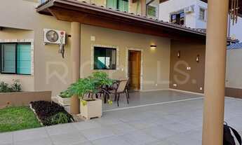 Imagem 4: Casa Duplex em Condomínio, com 5 quartos e 330m², à venda em Piratininga, Niterói/RJ