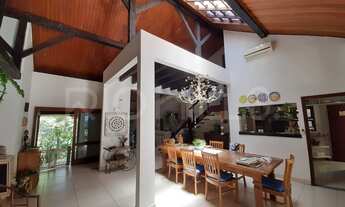 Imagem: Casa Duplex de 4 quartos, com 375m², à