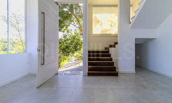 Imagem: Casa de 4 quartos, com 436m² e em condomínio