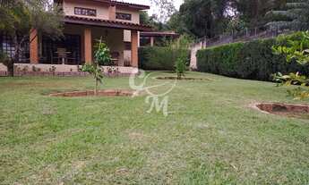 Imagem: Linda casa avarandada, em terreno de 1.300m²