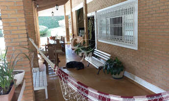 Imagem: Chácara com Casa de Campo