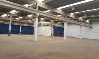 Imagem: Galpão Logístico próximo a saída para