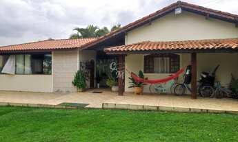 Imagem 4: Excelente Casa Térrea com Área Gramada!