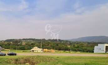 Imagem 3: Terreno com 814m² em localização privilegiada