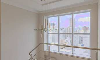 Imagem 7: Cobertura mobiliada na Meia Praia