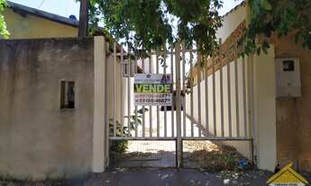 Imagem: Duas Casas à Venda no Mesmo Terreno