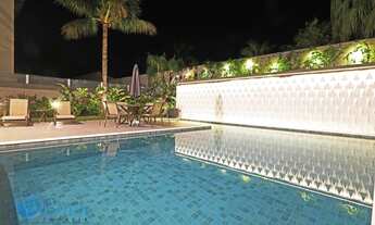 Imagem 2: Casa à venda no bairro Acapulco - Guarujá/SP