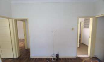 Imagem 3: Magnífica Casa com três quartos, sala, banheiro, área em primeiro andar em ótimo estado