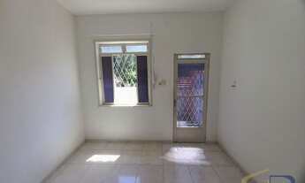 Imagem 7: Excelente Casa com 32 m², Sala, 01 Quarto, 01 cozinha, banheiro e área de serviço