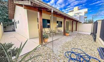 Imagem: Casa no Itacolomi, Balneário Piçarras/SC