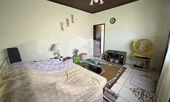 Imagem 7: Sobrado com excelente espaço de quintal e a instantes do mar