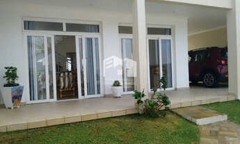 Imagem 2: Lindo sobrado na orla do centro