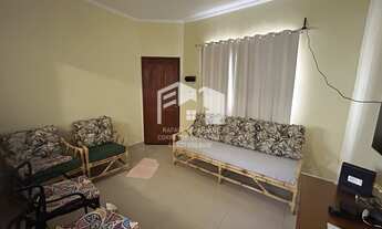 Imagem 7: Próxima ao mar e com piscina enorme