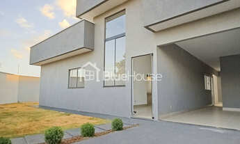 Imagem: Casa de Esquina com 3 Quartos Sendo 1 Suíte