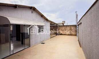 Imagem 2: Casa de 2 Quartos em Parque Atheneu - Goiânia