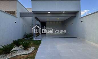 Imagem 2: Casa de 3 Quartos sendo 1 suíte em acabamento Premium no Setor SERRA DOURADA 3