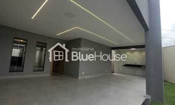 Imagem: Casa com abastecimento superior de 3 quartos