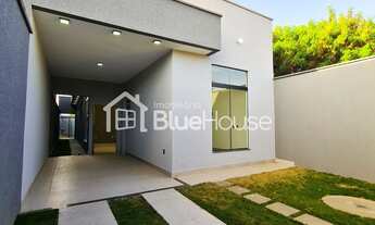 Imagem: Casa com 3 Quartos sendo 1 Suíte no Bairro