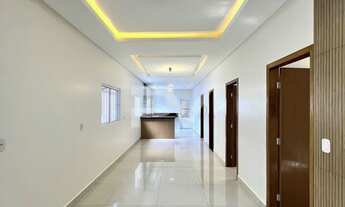 Imagem 2: ???? Casa com localização privilegiada e condições que você não vê todo dia, localizada no