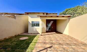 Imagem 2: Casa com amplo espaço de quintal disponível para venda no Bela Vista em Formosa-GO